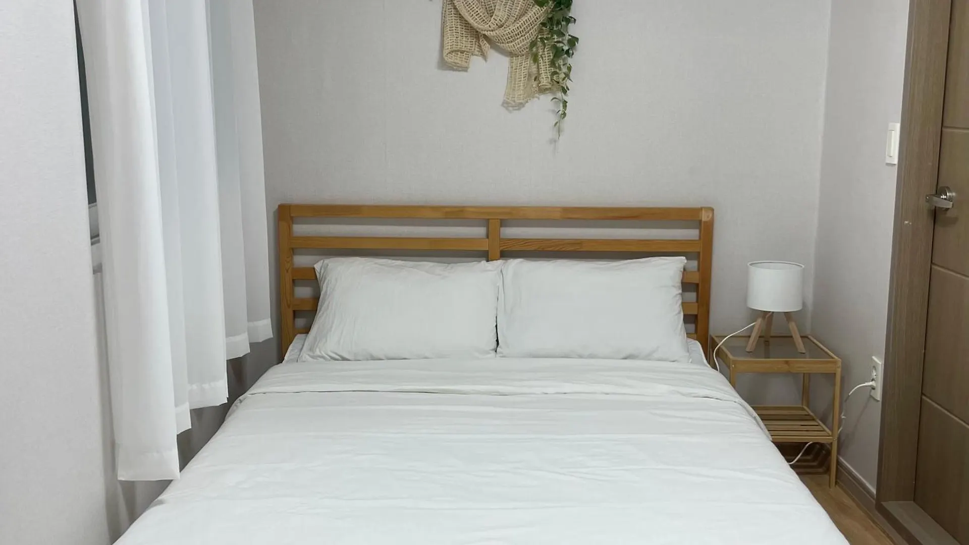 Choryang Stay#Busan Subway 6Min#Choryang Subway 3Min#Hotel Bedding#Ott 0*, Busan